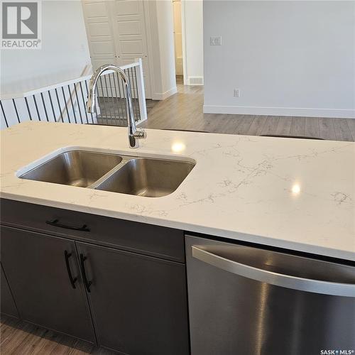 31 310 Evergreen Boulevard, Saskatoon, SK - Indoor Photo Showing Kitchen With Double Sink