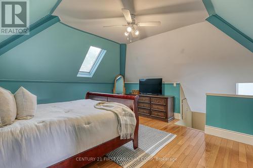 54 Regent Street, St. Thomas, ON - Indoor Photo Showing Bedroom