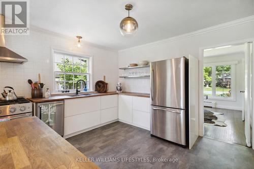 77 Broadway Avenue, London, ON - Indoor Photo Showing Kitchen With Stainless Steel Kitchen With Double Sink