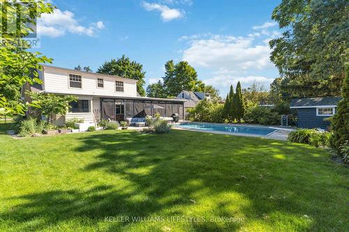 77 Broadway Avenue, London, ON - Outdoor With In Ground Pool