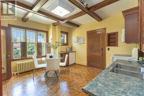 1204 Justamere Road, London, ON - Indoor Photo Showing Kitchen With Double Sink