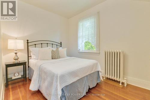 1204 Justamere Road, London, ON - Indoor Photo Showing Bedroom