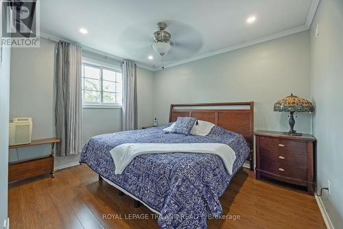 30 Caldwell Street, St. Thomas, ON - Indoor Photo Showing Bedroom