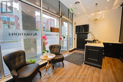 113 - 216 Oak Park Boulevard, Oakville (Uptown Core), ON 