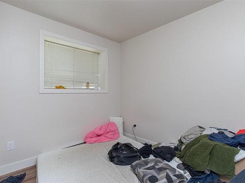 610 Manchester Rd, Victoria, BC - Indoor Photo Showing Bedroom