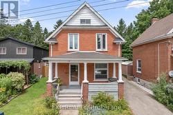 10 STAHL AVENUE  Kitchener, ON N2H 5R6