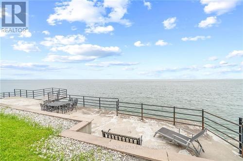 94 Seabreeze Crescent E, Hamilton, ON - Outdoor With Body Of Water With View