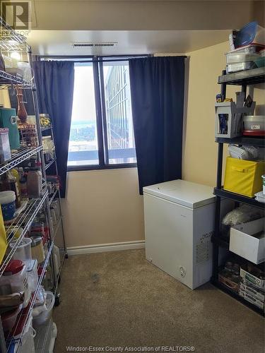 150 Park Unit# 3002, Windsor, ON - Indoor Photo Showing Laundry Room