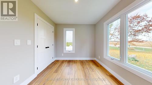 1559 Elmtree Drive, North Middlesex (Parkhill), ON - Indoor Photo Showing Other Room