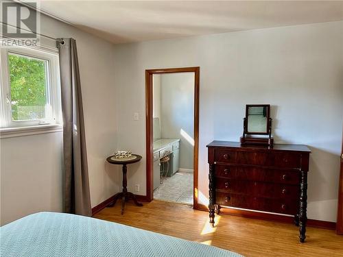 31 Vine Avenue, Moncton, NB - Indoor Photo Showing Bedroom