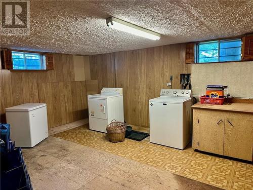 31 Vine Avenue, Moncton, NB - Indoor Photo Showing Laundry Room