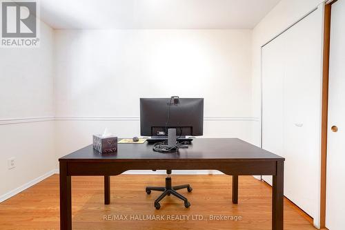 31 Ringwood Crescent, Toronto (Henry Farm), ON - Indoor Photo Showing Office