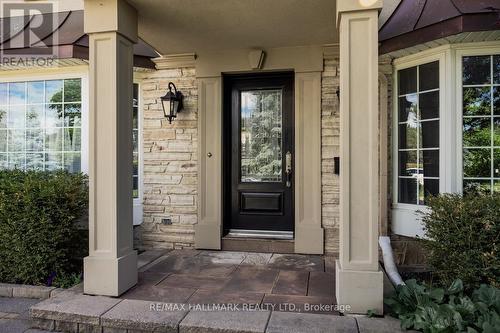 31 Ringwood Crescent, Toronto (Henry Farm), ON - Outdoor