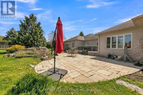 4 Maplehyrn Avenue, East Gwillimbury, ON - Outdoor