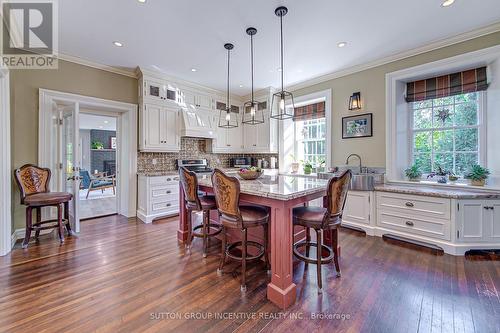 1680 Hwy 26, Springwater, ON - Indoor Photo Showing Dining Room