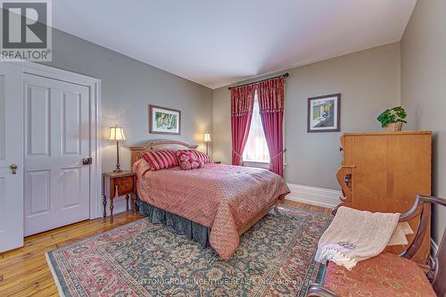 1680 Hwy 26, Springwater, ON - Indoor Photo Showing Bedroom