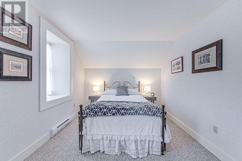 1680 Hwy 26, Springwater, ON - Indoor Photo Showing Bedroom