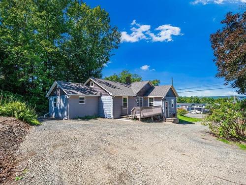 546 Highway 1, Deep Brook, NS 