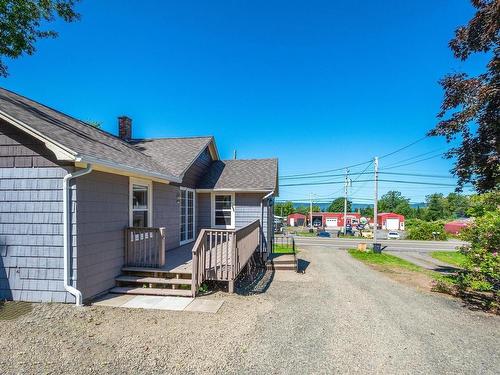 546 Highway 1, Deep Brook, NS 