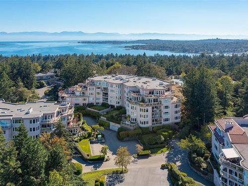 5301-2829 Arbutus Rd, Saanich, BC - Outdoor With Body Of Water With View