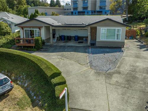 19-21 Cilaire Dr, Nanaimo, BC - Outdoor With Facade