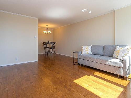 1109-647 Michigan St, Victoria, BC - Indoor Photo Showing Living Room