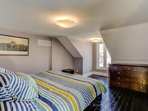 235 Bain Ave, Toronto, ON - Indoor Photo Showing Bedroom