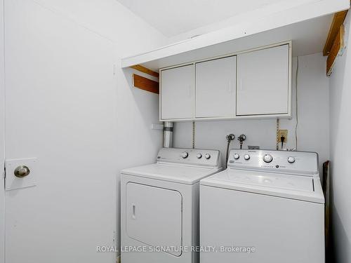 2605-380 Dixon Rd, Toronto, ON - Indoor Photo Showing Laundry Room