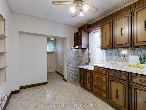 113 Humbercrest Blvd, Toronto, ON - Indoor Photo Showing Kitchen