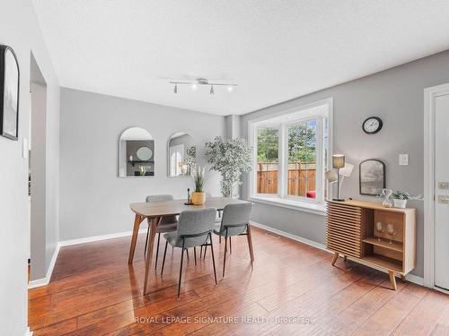 3193 Osbourne Rd, Mississauga, ON - Indoor Photo Showing Dining Room