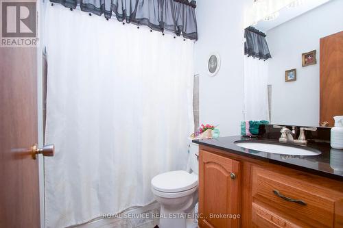 19 Sunicrest Boulevard, Clarington (Bowmanville), ON - Indoor Photo Showing Bathroom