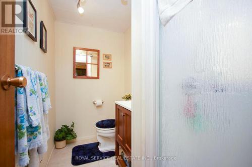 19 Sunicrest Boulevard, Clarington (Bowmanville), ON - Indoor Photo Showing Bathroom