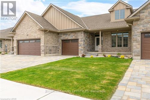 110 Leneve Street, Lambton Shores (Forest), ON - Outdoor With Facade