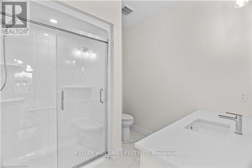 110 Leneve Street, Lambton Shores (Forest), ON - Indoor Photo Showing Bathroom