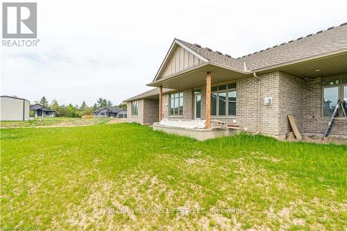 110 Leneve Street, Lambton Shores (Forest), ON - Outdoor