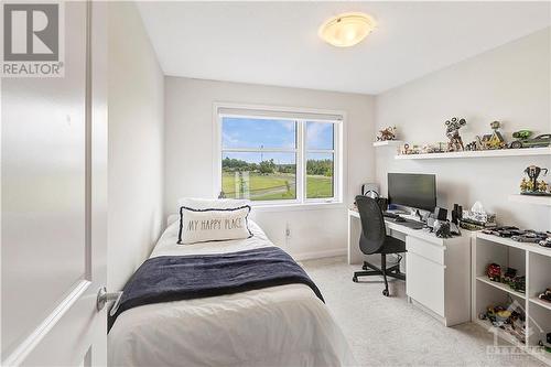 43 Finglas Court, Ottawa, ON - Indoor Photo Showing Other Room