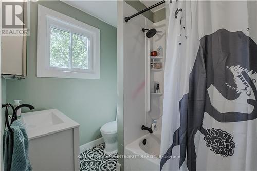 22 Bishop Street N, North Glengarry, ON - Indoor Photo Showing Bathroom