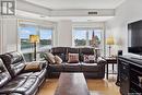 801 902 Spadina Crescent E, Saskatoon, SK  - Indoor Photo Showing Living Room 