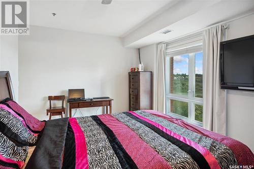 801 902 Spadina Crescent E, Saskatoon, SK - Indoor Photo Showing Bedroom