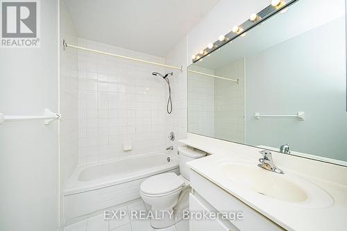 Ph113 - 942 Yonge Street, Toronto (Annex), ON - Indoor Photo Showing Bathroom