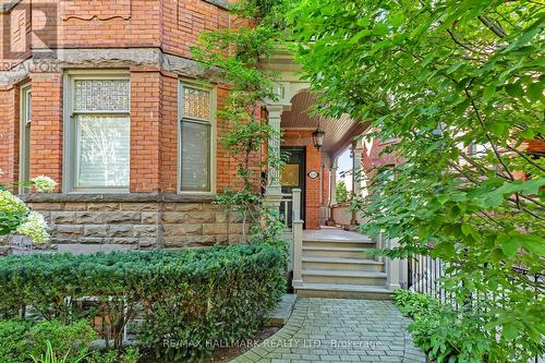 1 - 120 Bedford Road, Toronto (Annex), ON - Outdoor