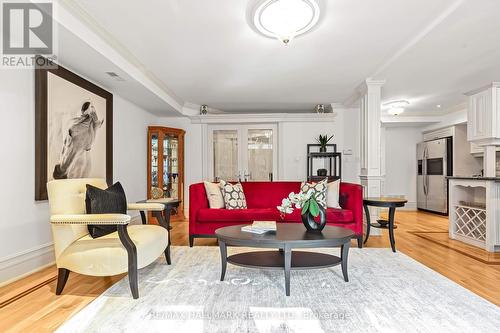 1 - 120 Bedford Road, Toronto (Annex), ON - Indoor Photo Showing Living Room