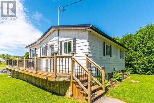 28 Cadillac Boulevard, Kawartha Lakes, ON - Outdoor With Deck Patio Veranda