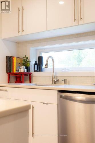 32 Hollen Street, Quinte West, ON - Indoor Photo Showing Kitchen