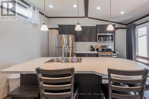 Cv003 - 657 Thunder Bridge Road, Kawartha Lakes, ON - Indoor Photo Showing Kitchen With Double Sink With Upgraded Kitchen