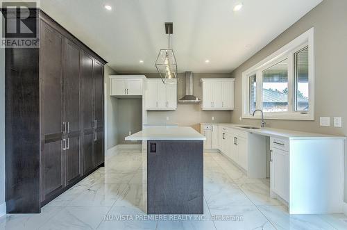 51 Basil Crescent, Middlesex Centre (Ilderton), ON - Indoor Photo Showing Kitchen