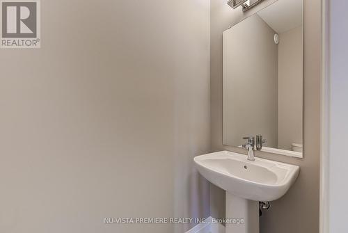 51 Basil Crescent, Middlesex Centre (Ilderton), ON - Indoor Photo Showing Bathroom