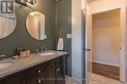 8945 Hacienda Road, Aylmer (Ay), ON - Indoor Photo Showing Bathroom