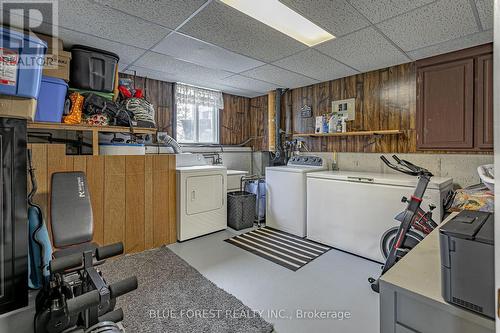 8945 Hacienda Road, Aylmer (Ay), ON - Indoor Photo Showing Laundry Room