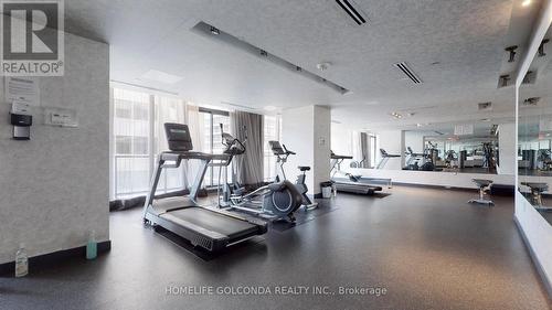 1910 - 426 University Avenue, Toronto (Kensington-Chinatown), ON - Indoor Photo Showing Gym Room